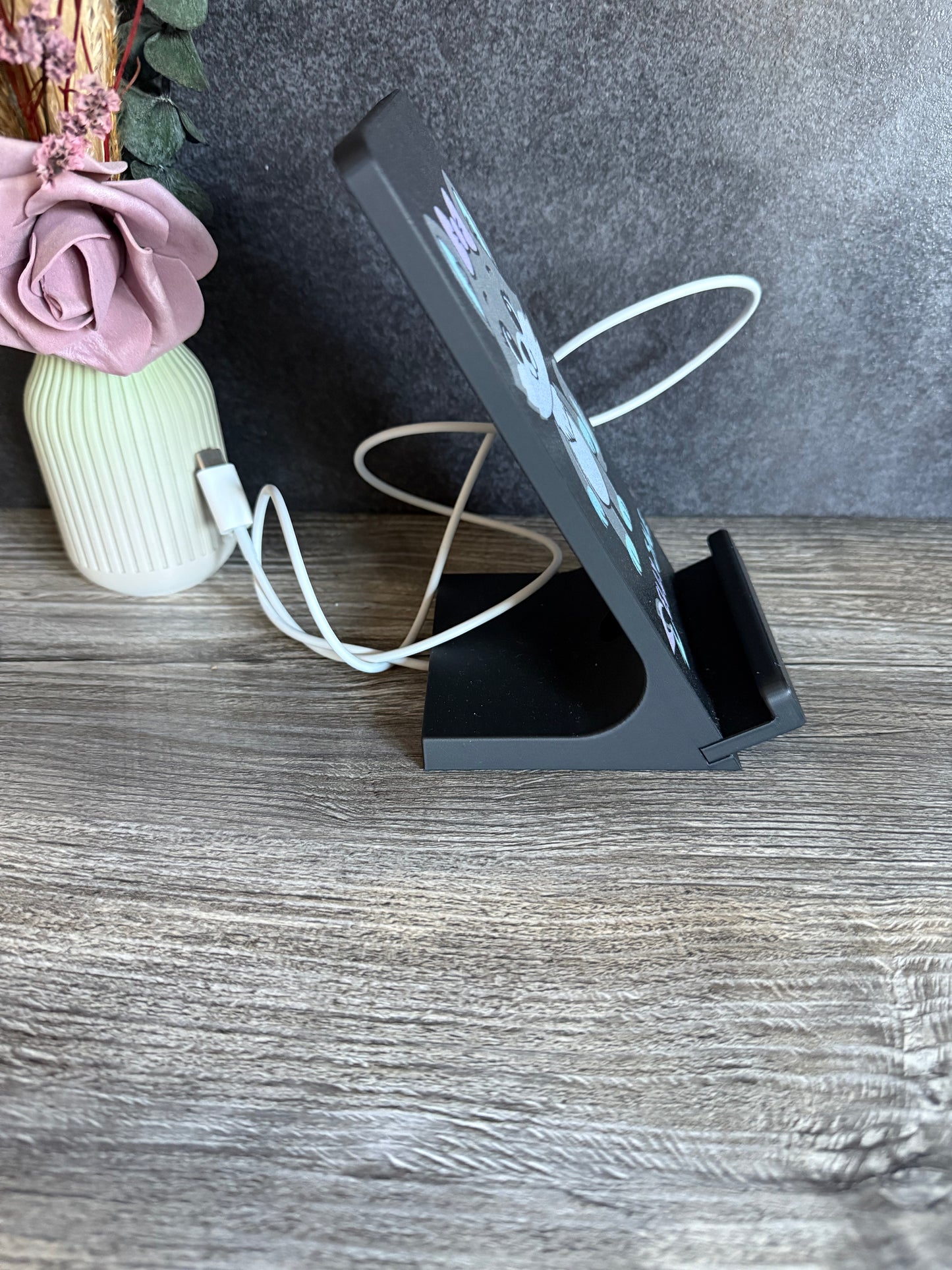 Elly Handyhalter mit Induktionsladefunktion