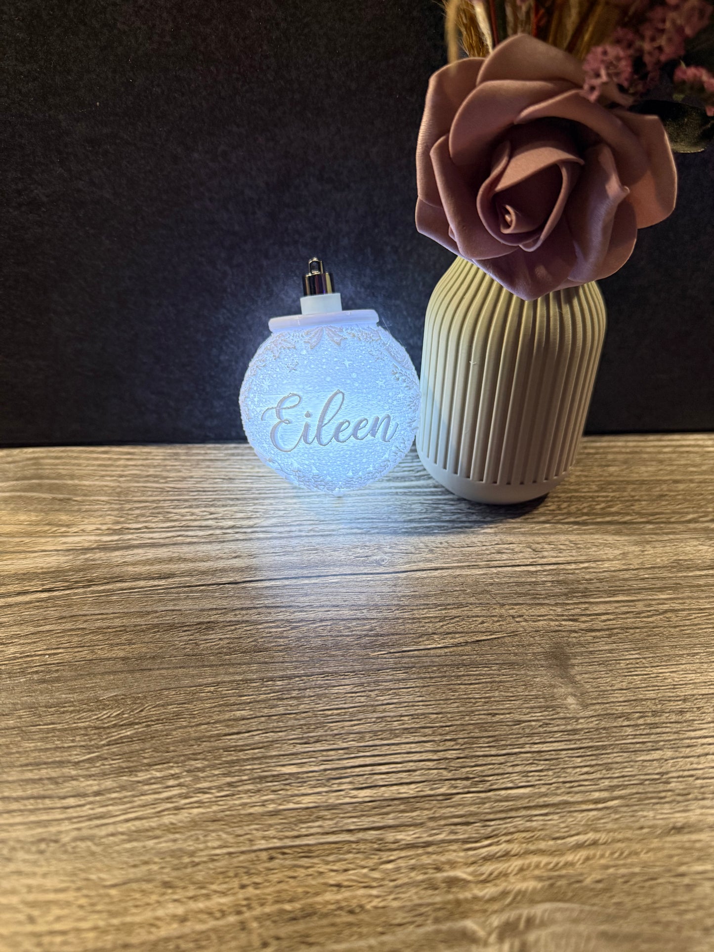 LED Weihnachtskugel mit Namen