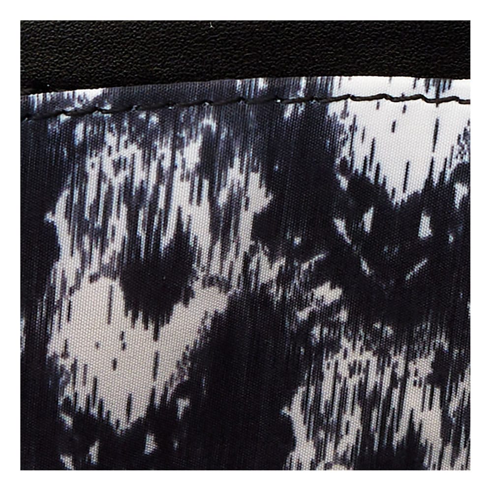Vorbestellung ES by Loungefly Umhängetasche Pennywise