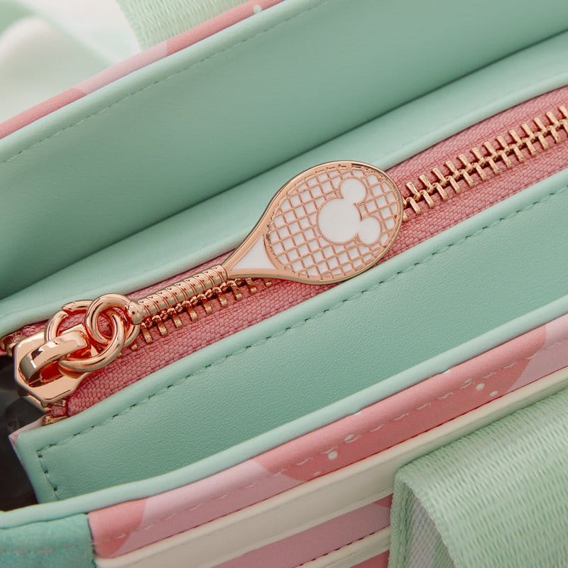 Vorbestellung Disney by Loungefly Umhängetasche mit Geldbeutel Mickey&Friends Tennis